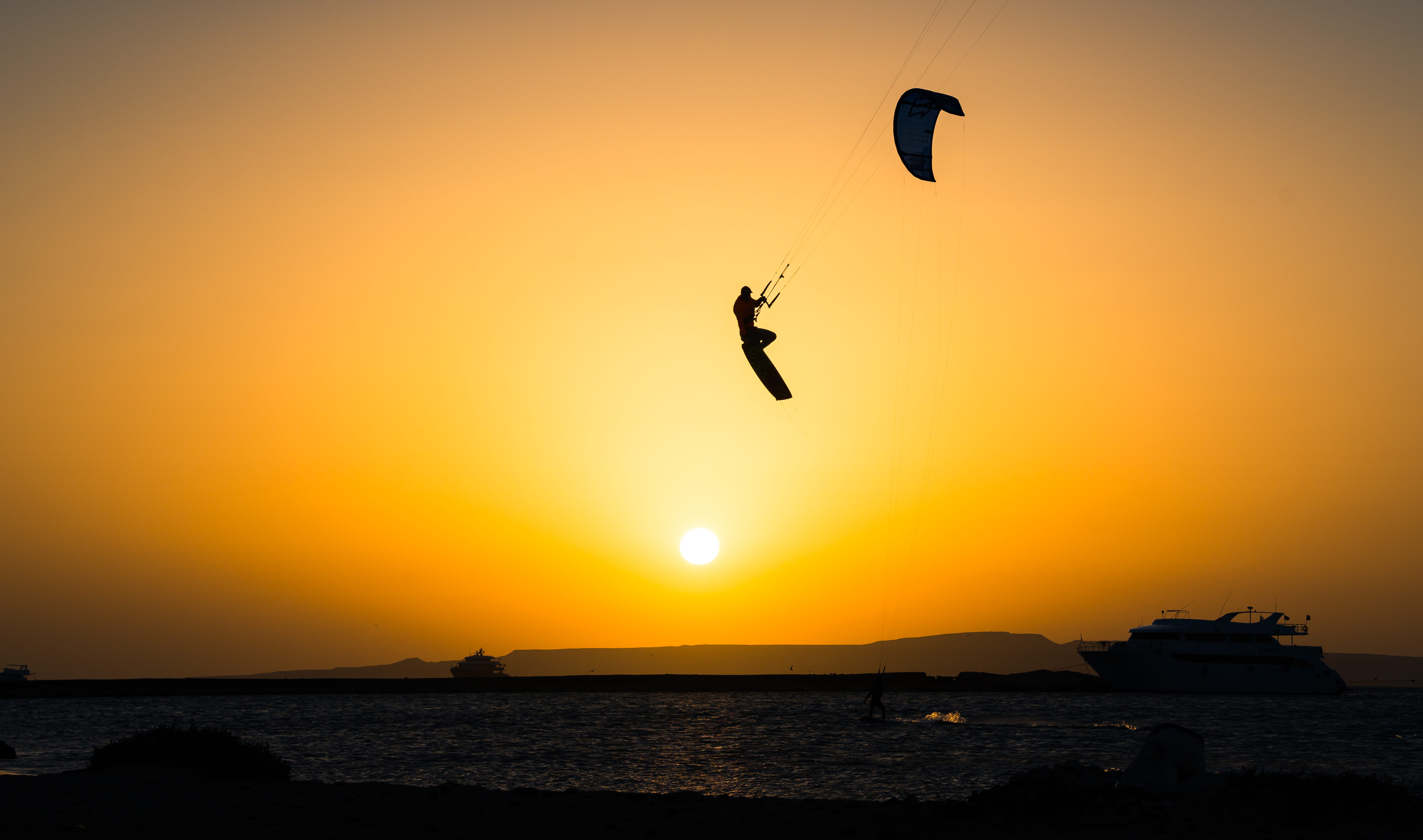 BUSSAN kiteboarding